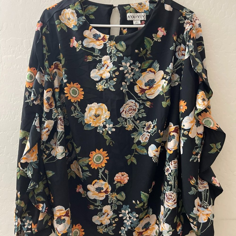 Ava & Viv | Dark Navy Blue Floral Blouse